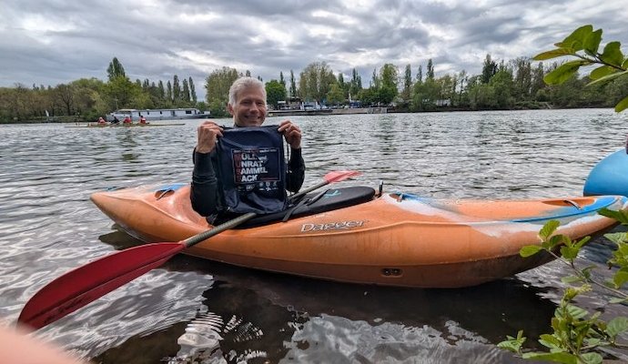Kooperation für saubere Gewässer - Clean-Up am Main in Frankfurt 